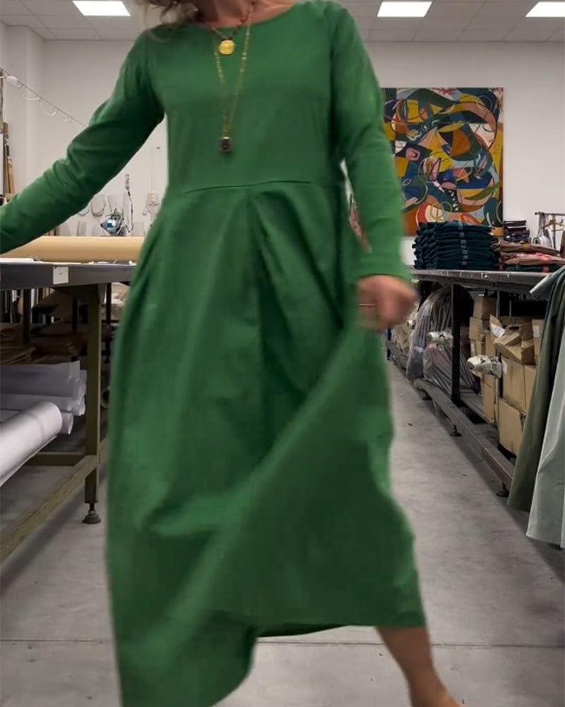Solid color round neck dress