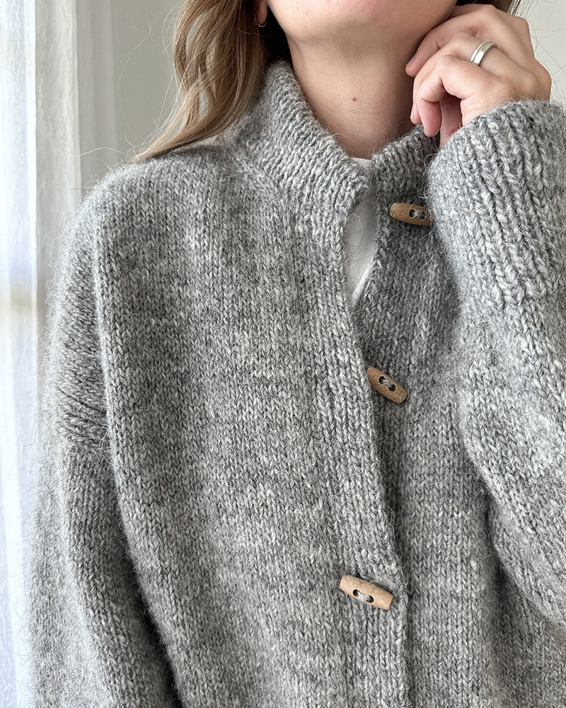 Stand collar horn button solid color cardigan