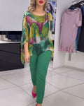 Printed crew neck bat sleeve blouse