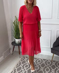 Casual solid color V-neck half-sleeve pleated dress
