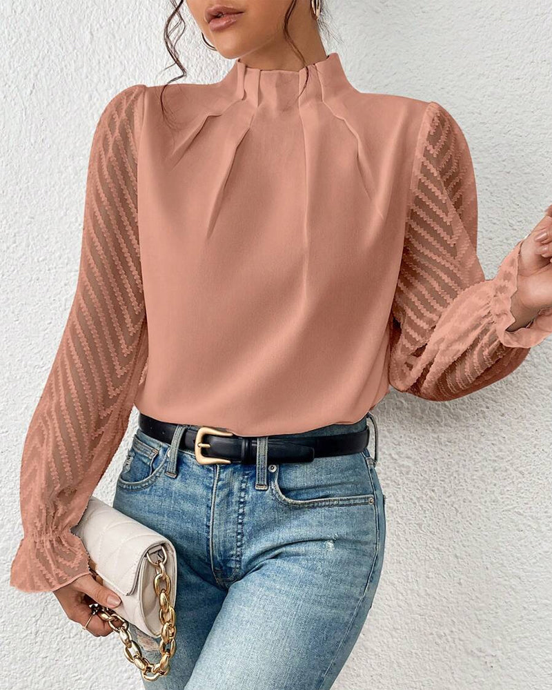 Paneled wave pattern long-sleeved top
