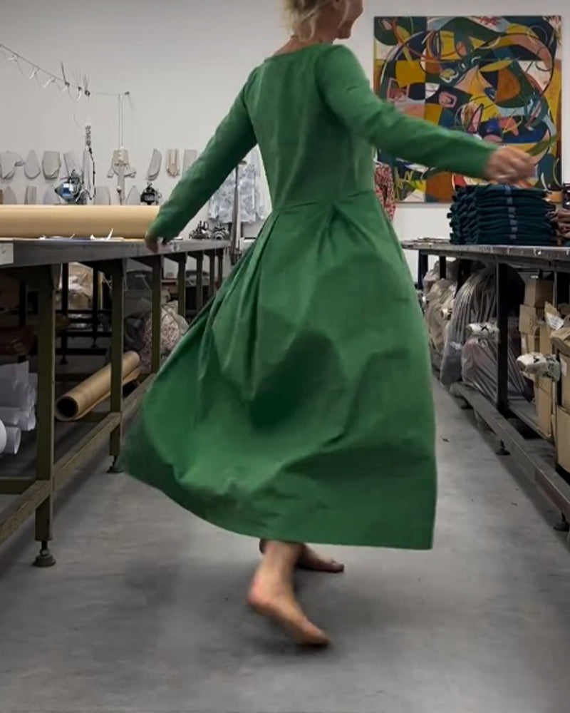 Solid color round neck dress