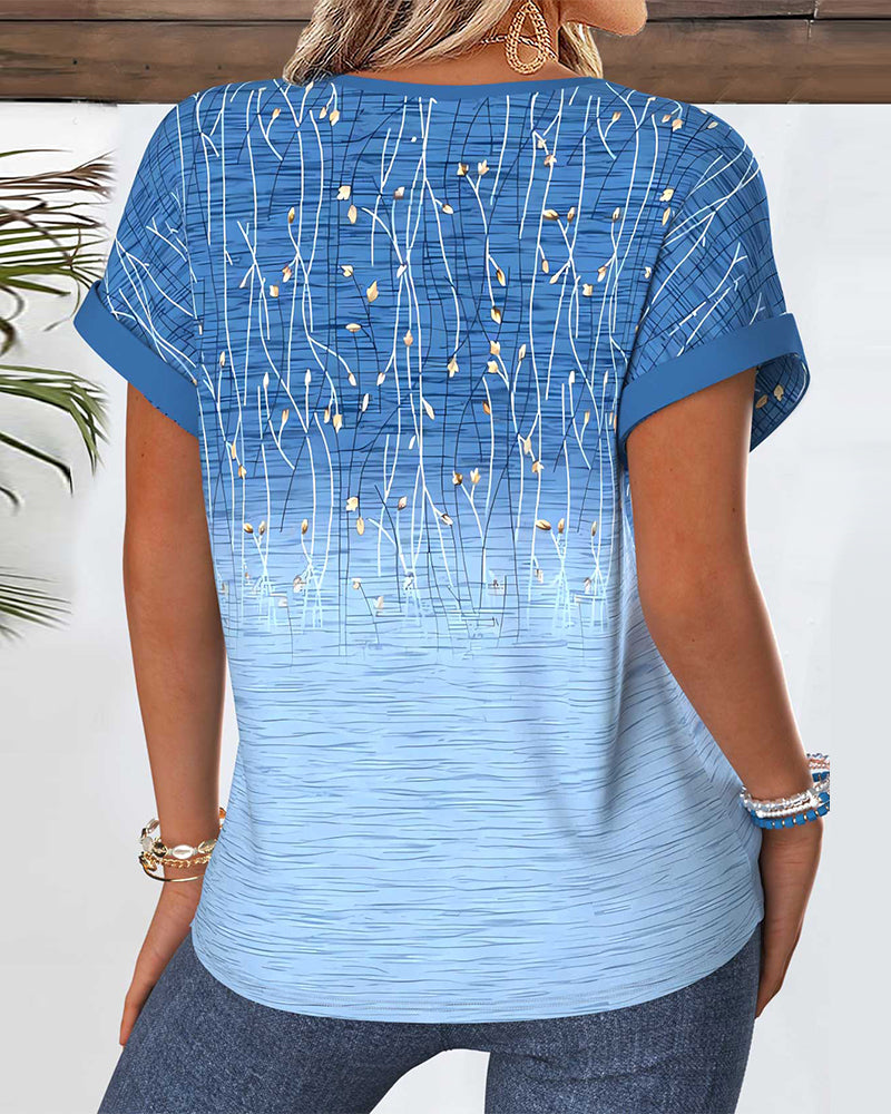V-Neck Short Sleeve Gradient Print T-Shirt