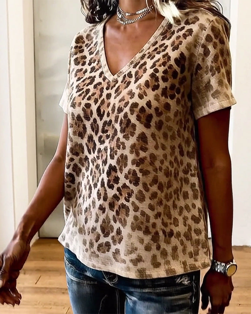Leopard Print V-Neck Fashion Top